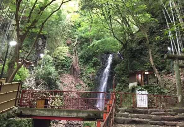 湯河原温泉「不動滝」