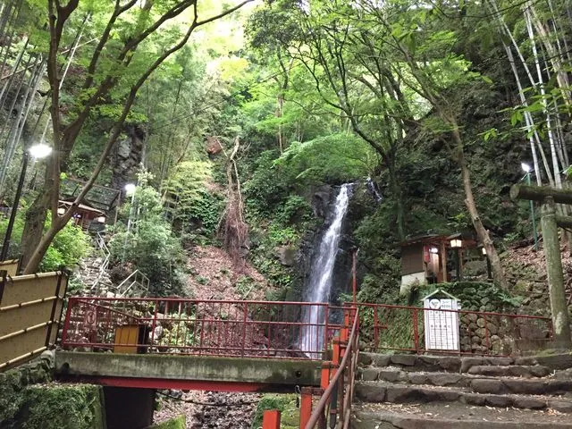 湯河原温泉「不動滝」